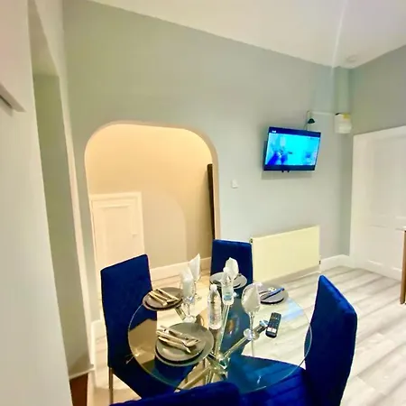 One Bedroom Ground Floor Flat In Central London Exterior photo
